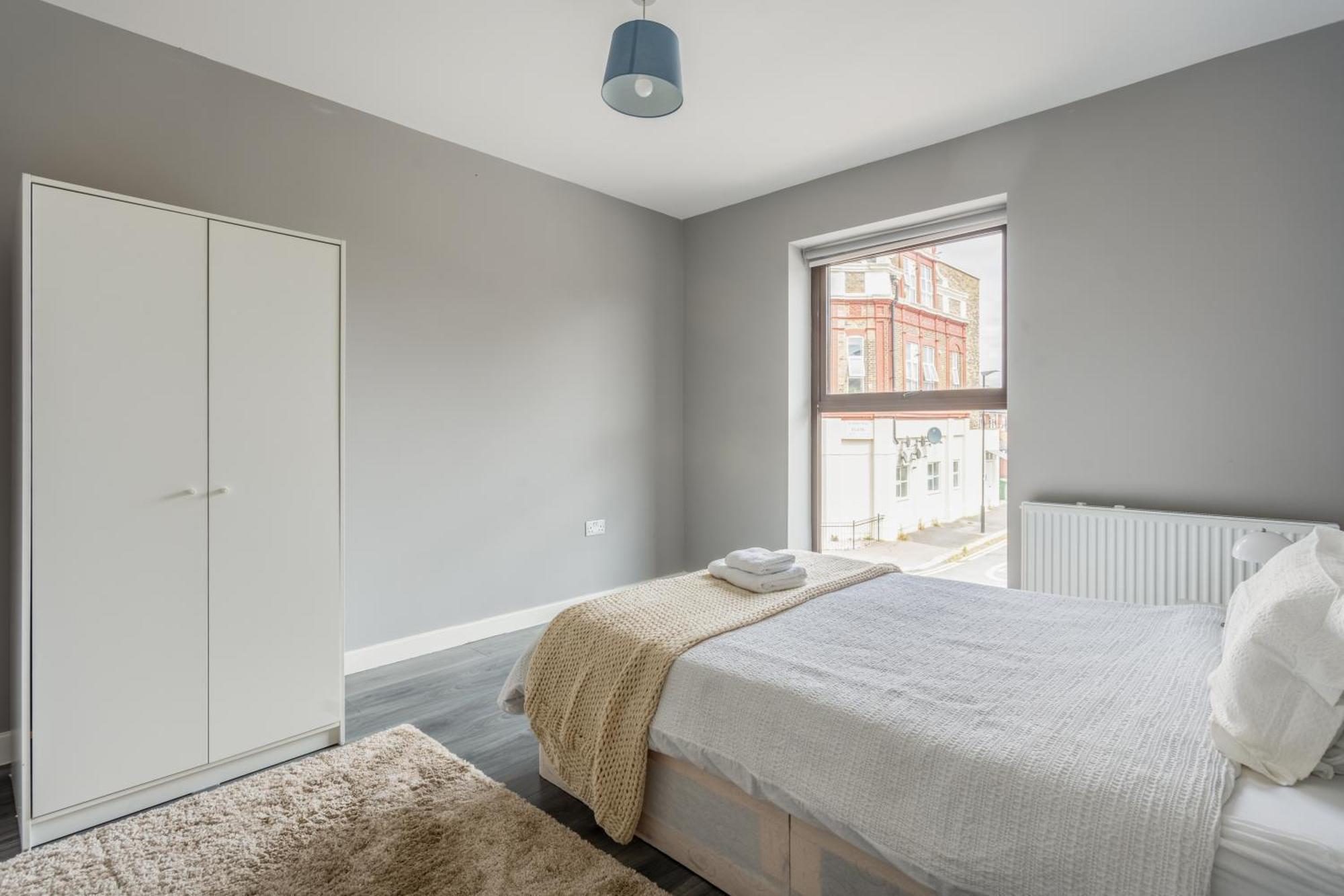 Modern Double Room With Shared Bathroom London Kültér fotó